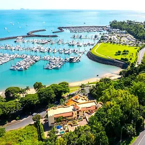 Shingley - Whitsundays Resort